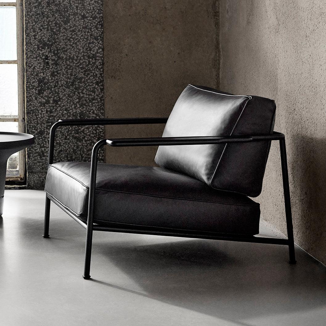 Aero Large Lounge Chair - Image 35