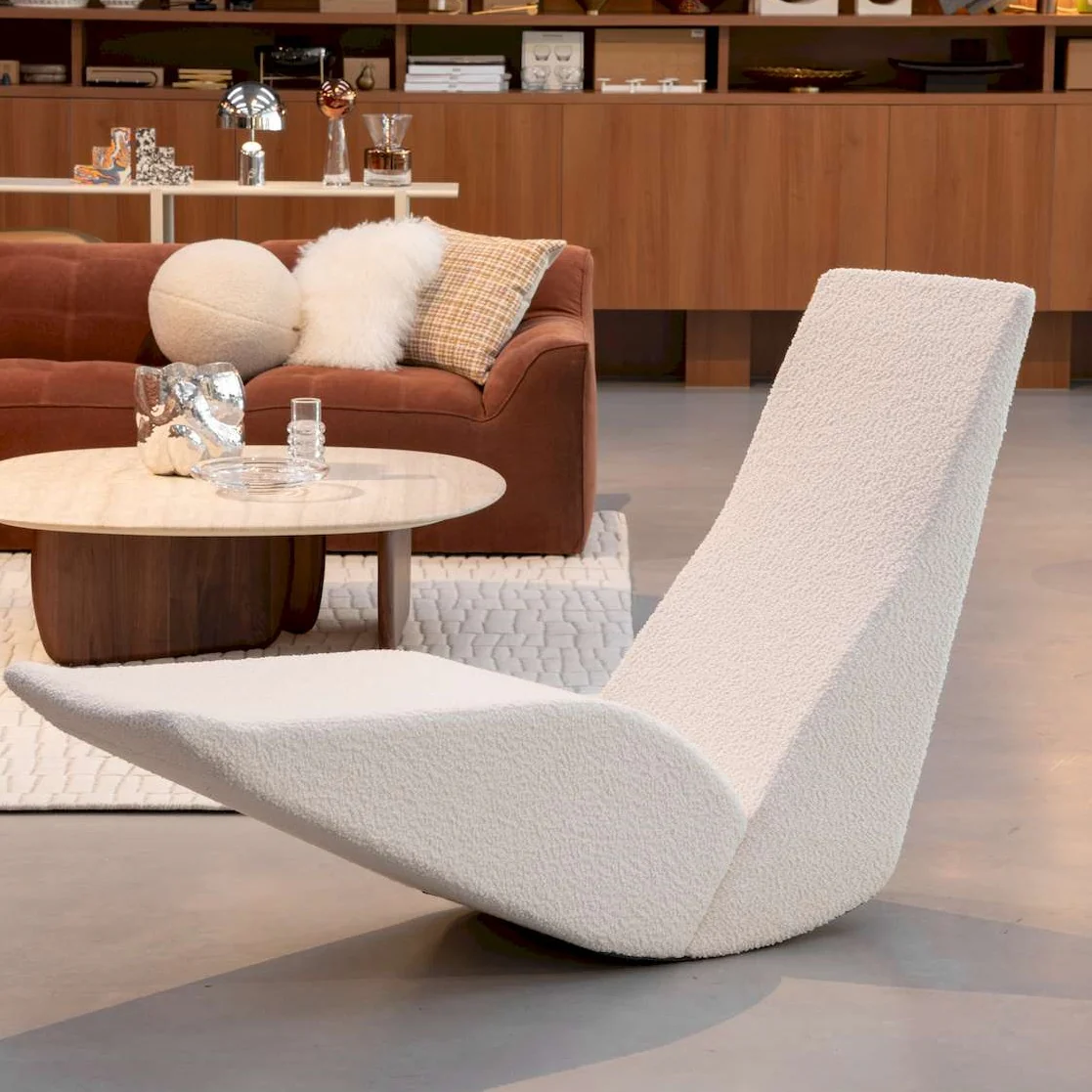 Bird Chaise - Cat-EL0200 - Floor Stock