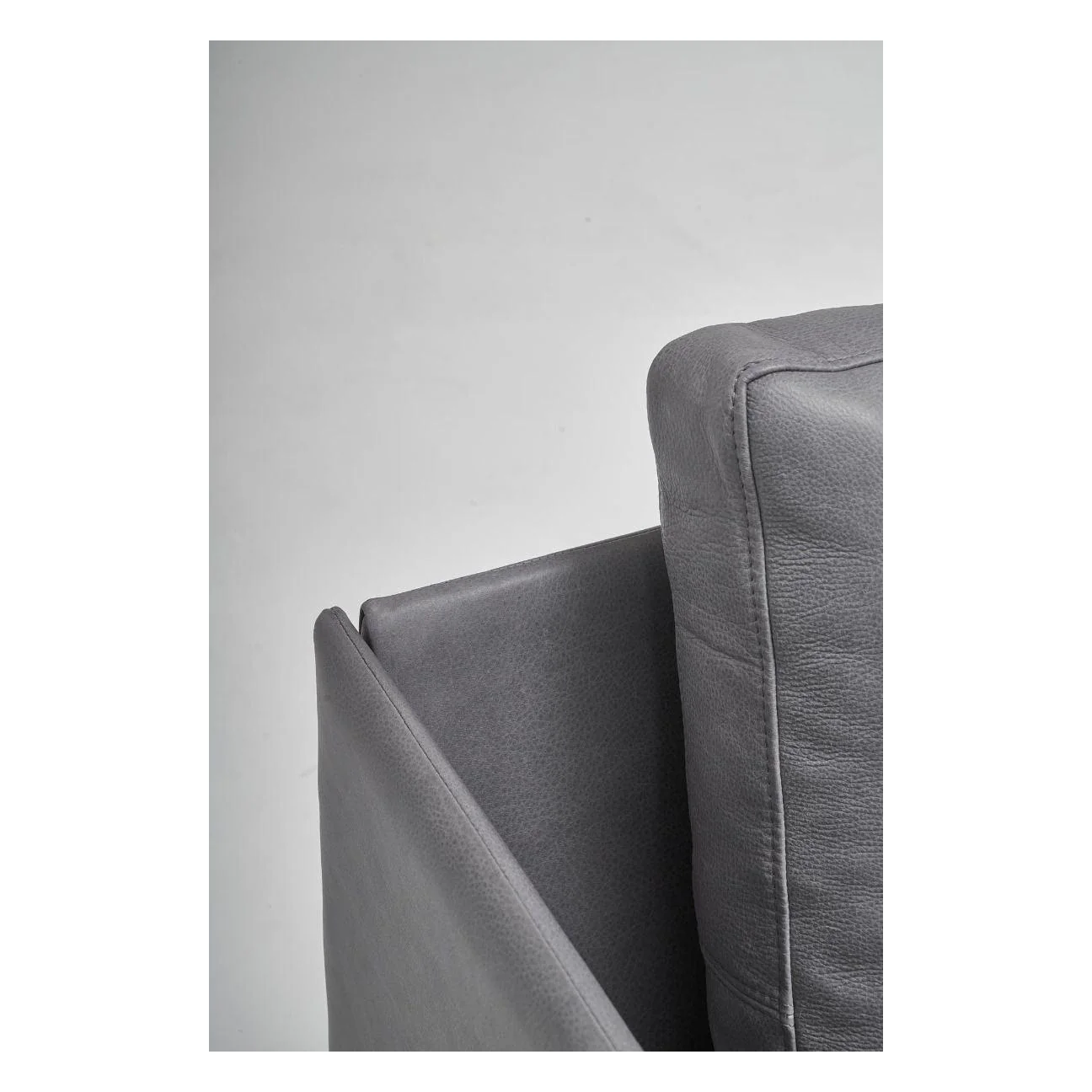 Bureau 3 Seater Sofa - Image 19