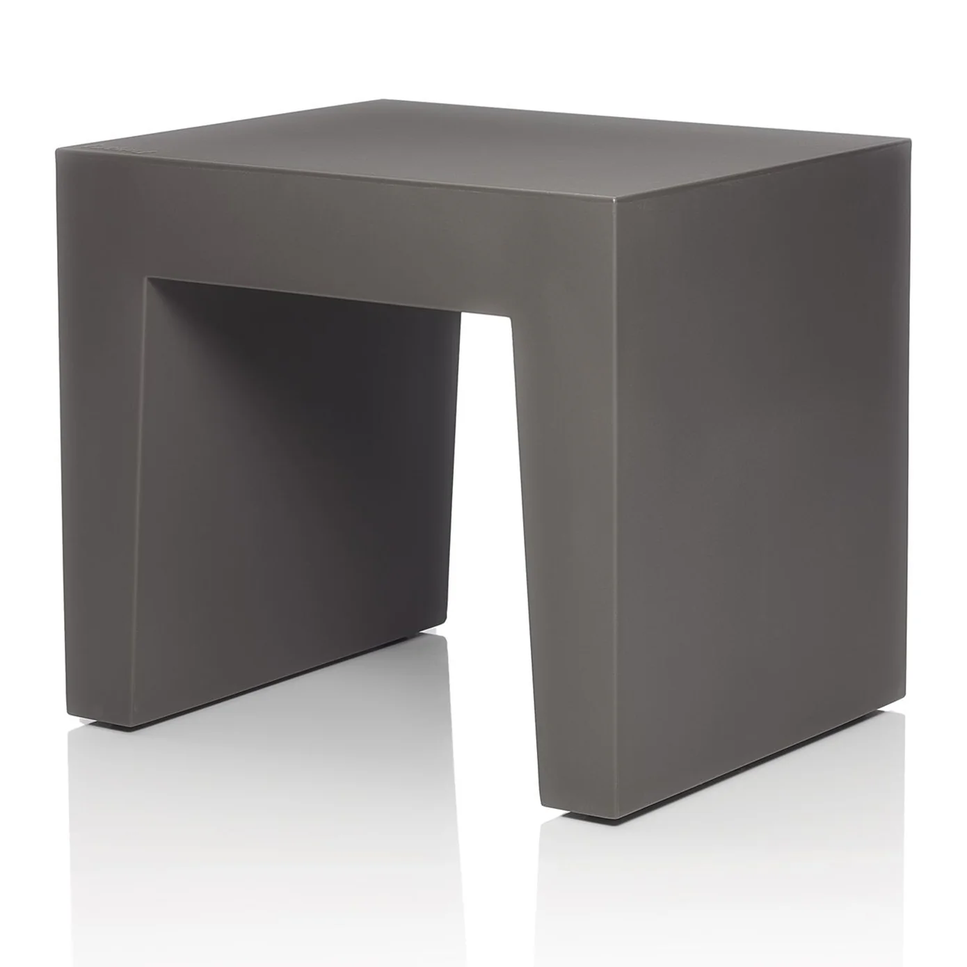 Concrete Seat - Image 3