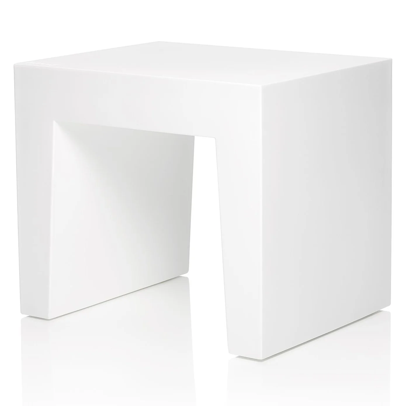 Concrete Seat - Image 4