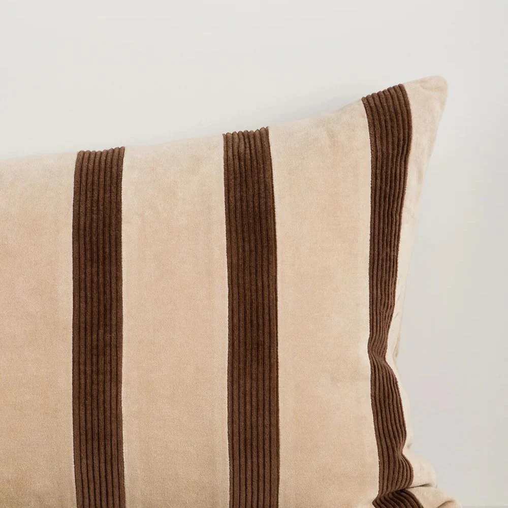Huxley Cushion - Image 5