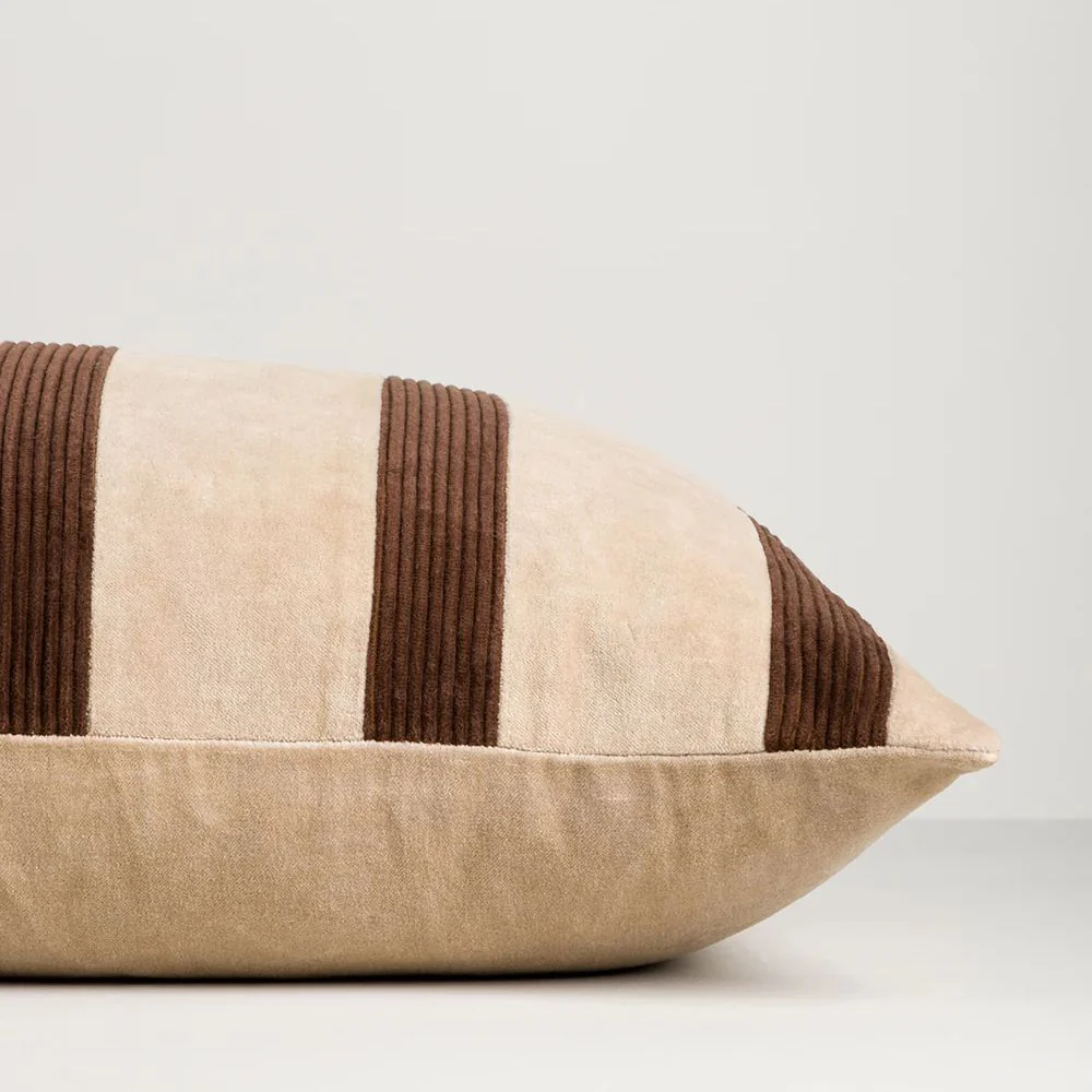 Huxley Cushion - Image 6