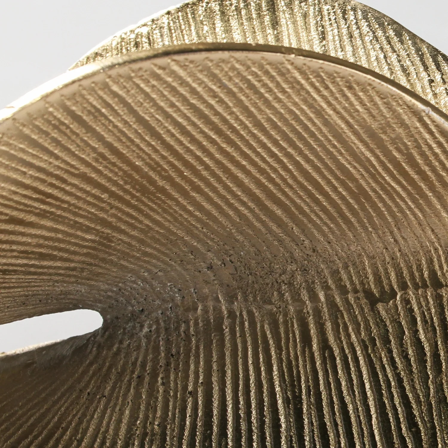Lusk Sculpture - Image 3