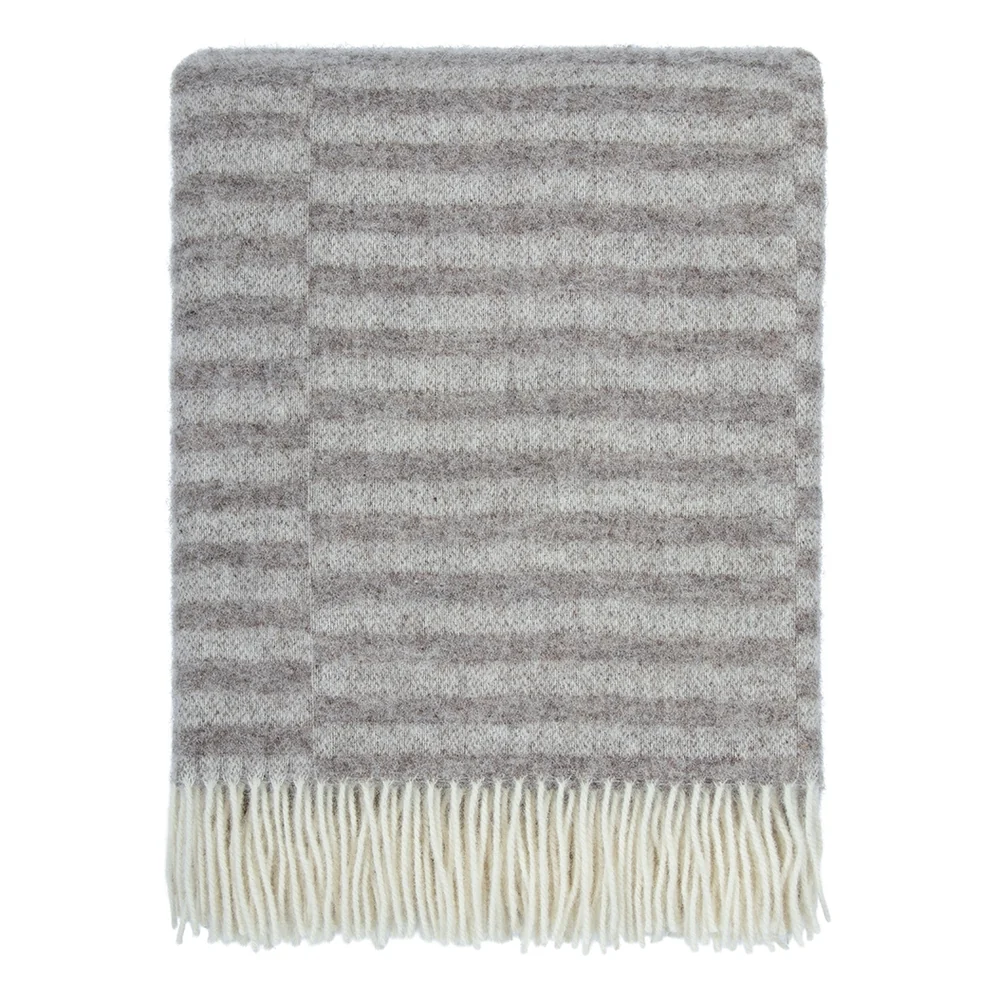Noah Throw - Image 3