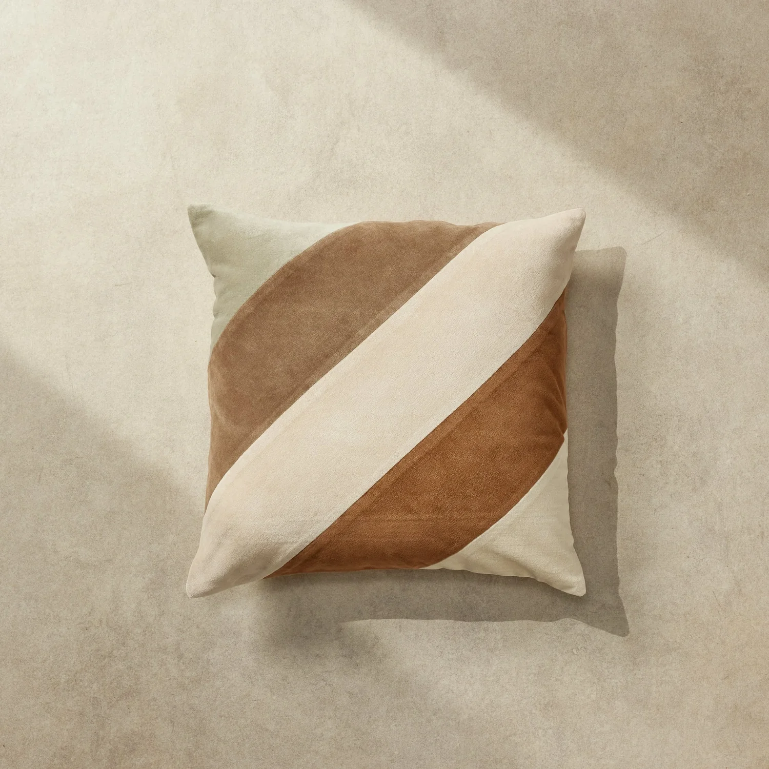 Norbett Cushion