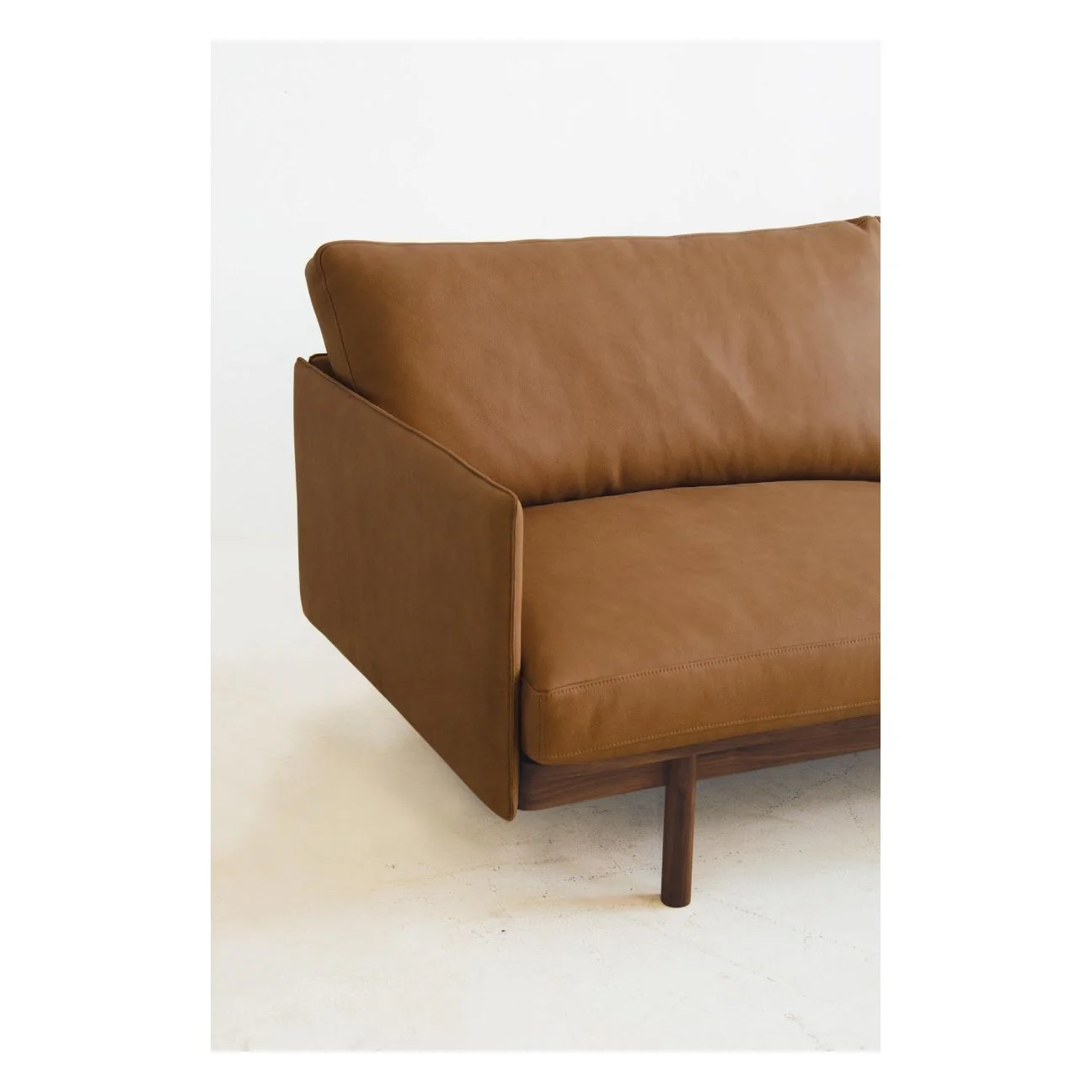 Pensive 2.5 Seater Sofa - Image 9