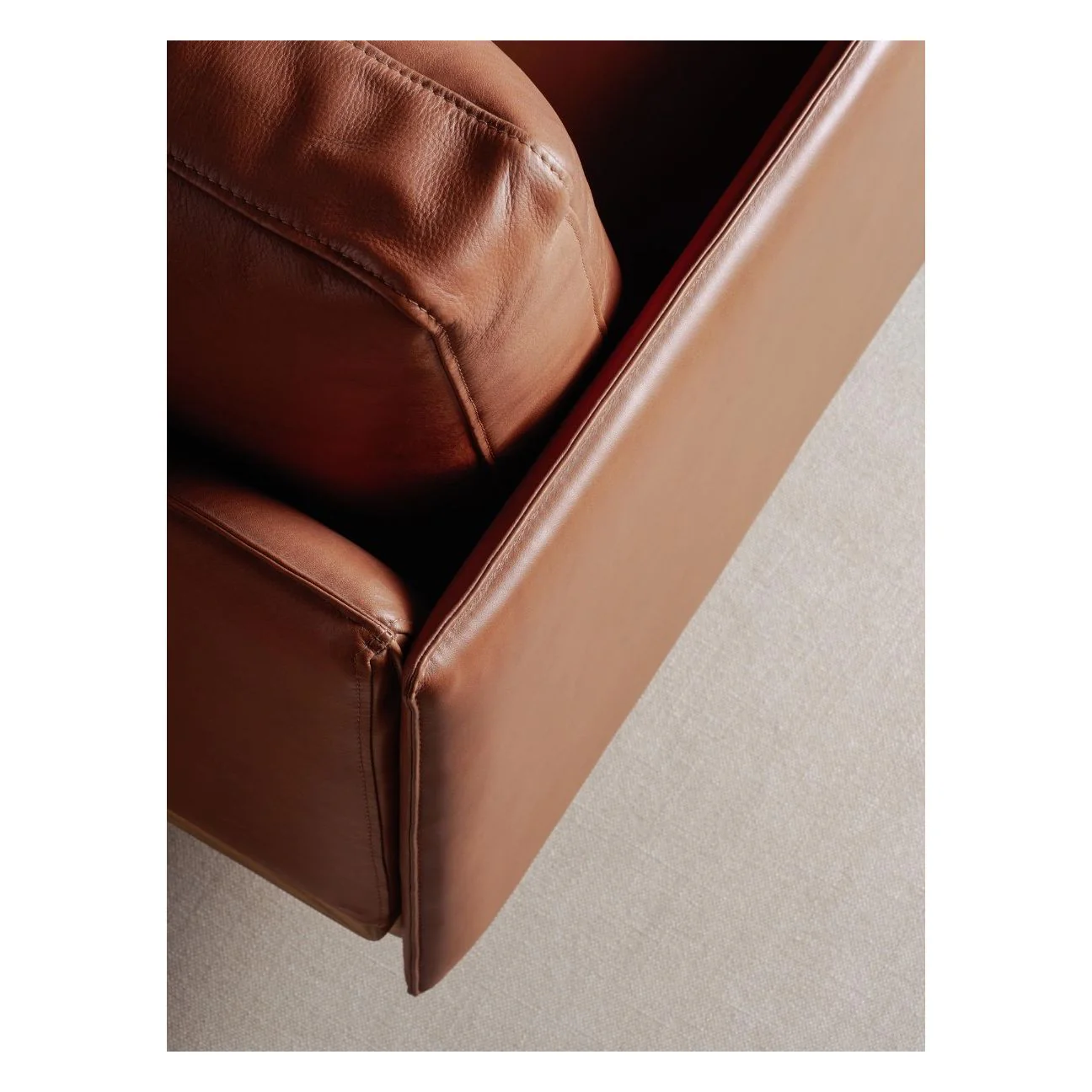 Pensive 3.5 Seater Sofa - Image 19