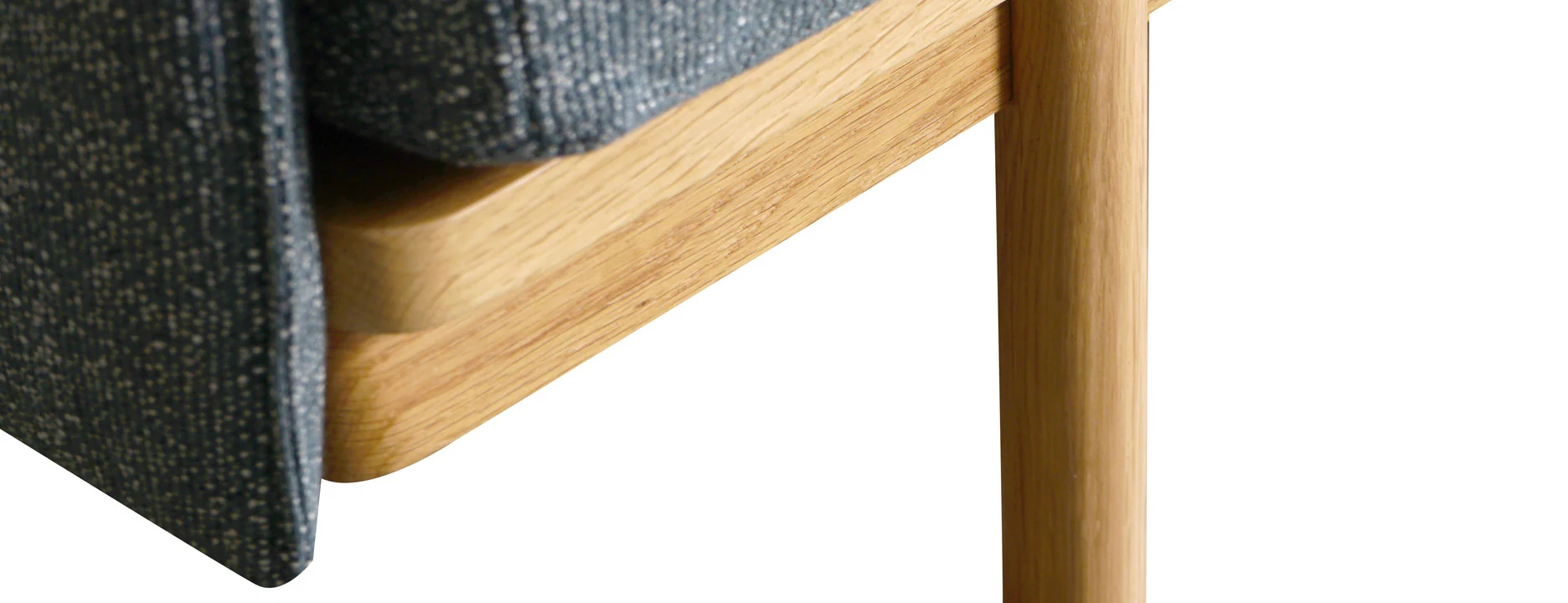 Pensive 3.5 Seater Sofa - Image 20