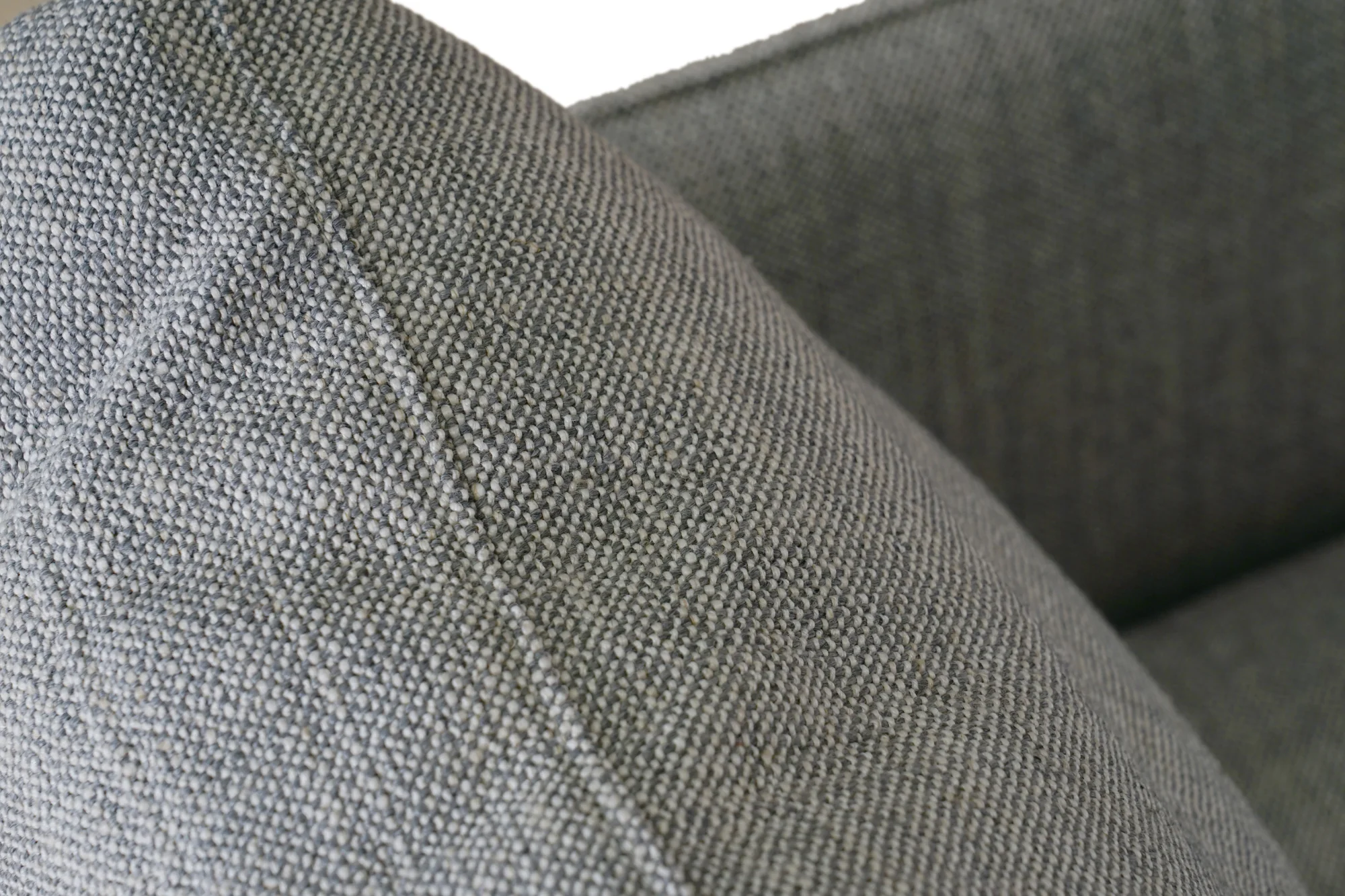 Pensive 3.5 Seater Sofa - Image 21