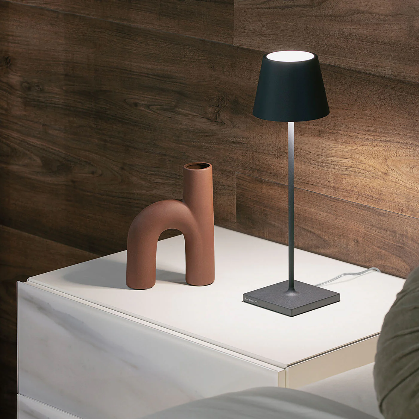 Poldina 230V Table Lamp - Image 2