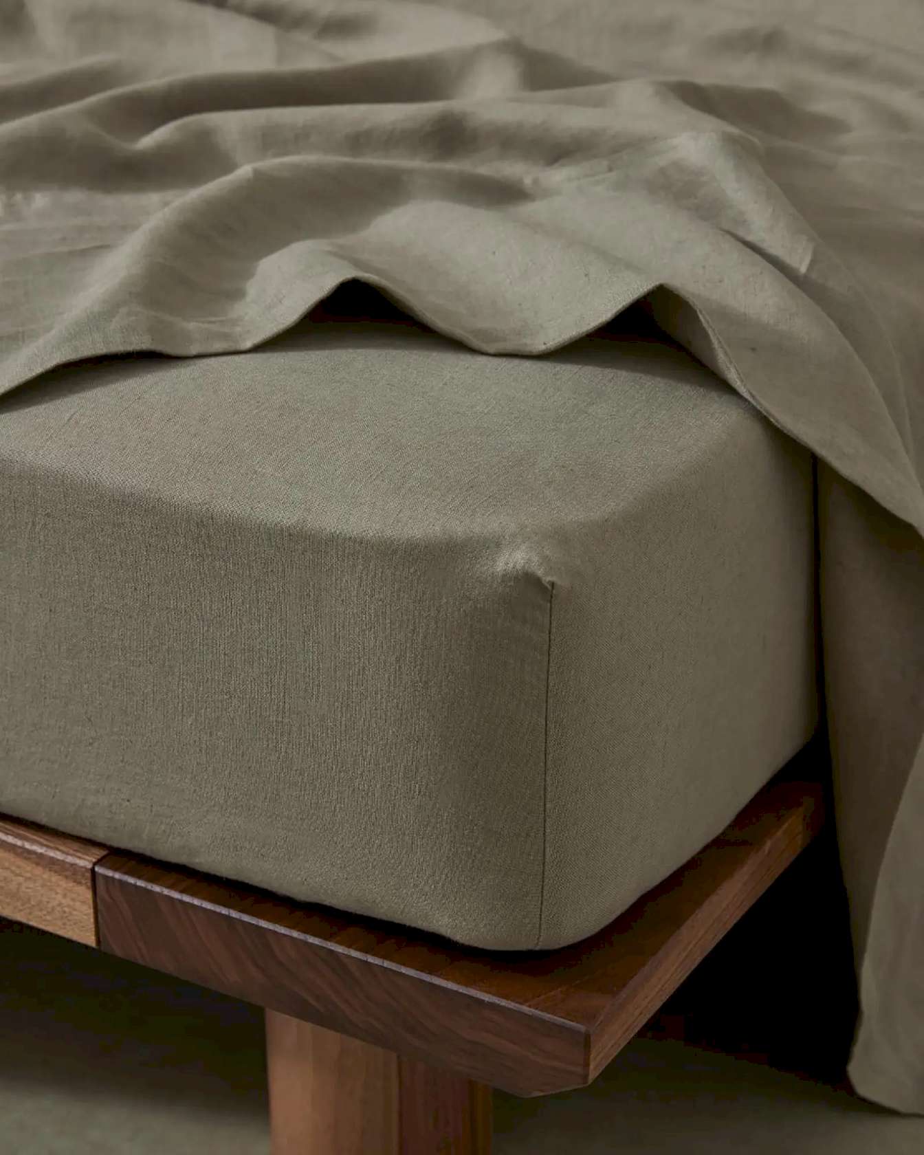 Ravello French Flax Linen Fitted Sheet - Image 13