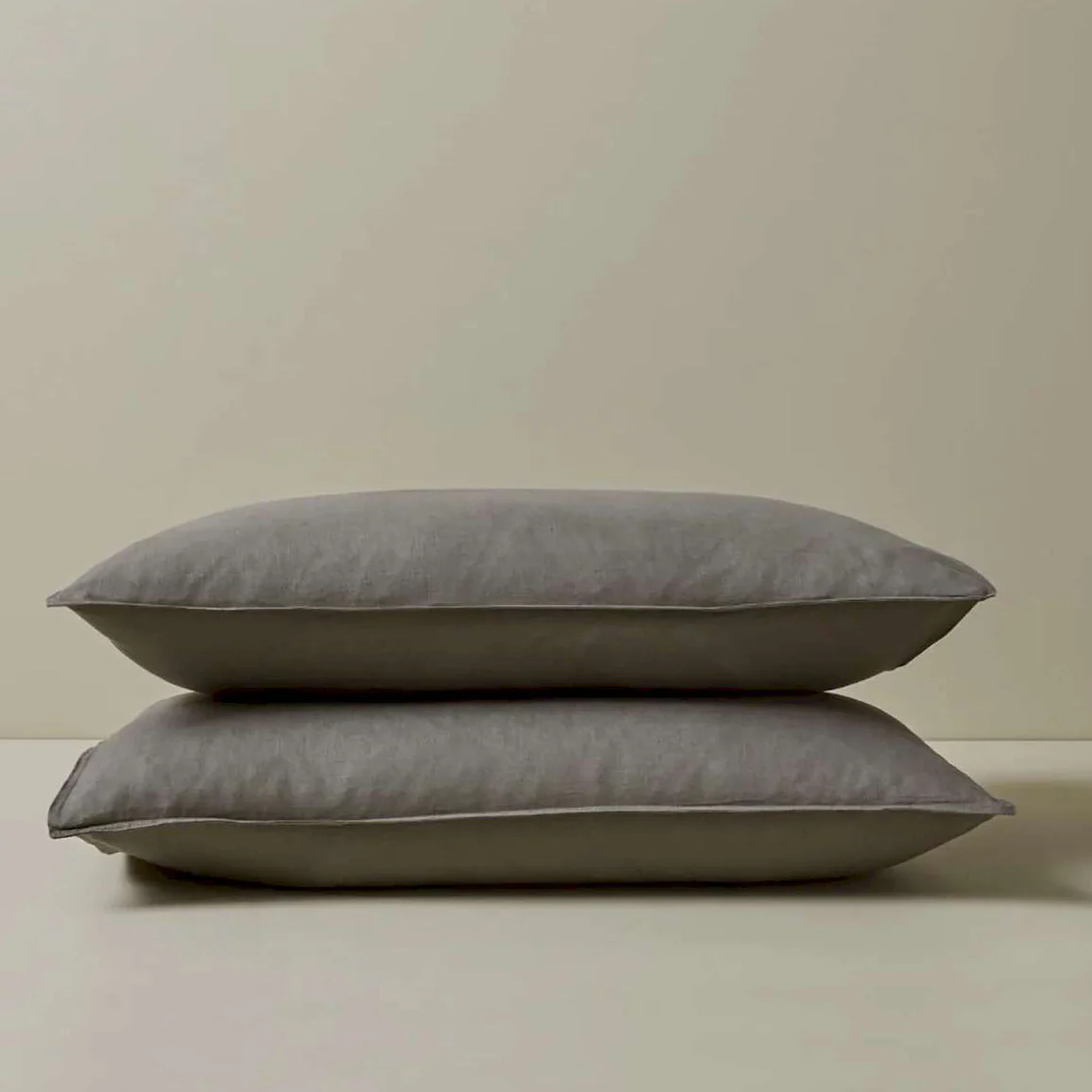 Ravello French Flax Linen Pillowcase - Set of 2 - Image 17