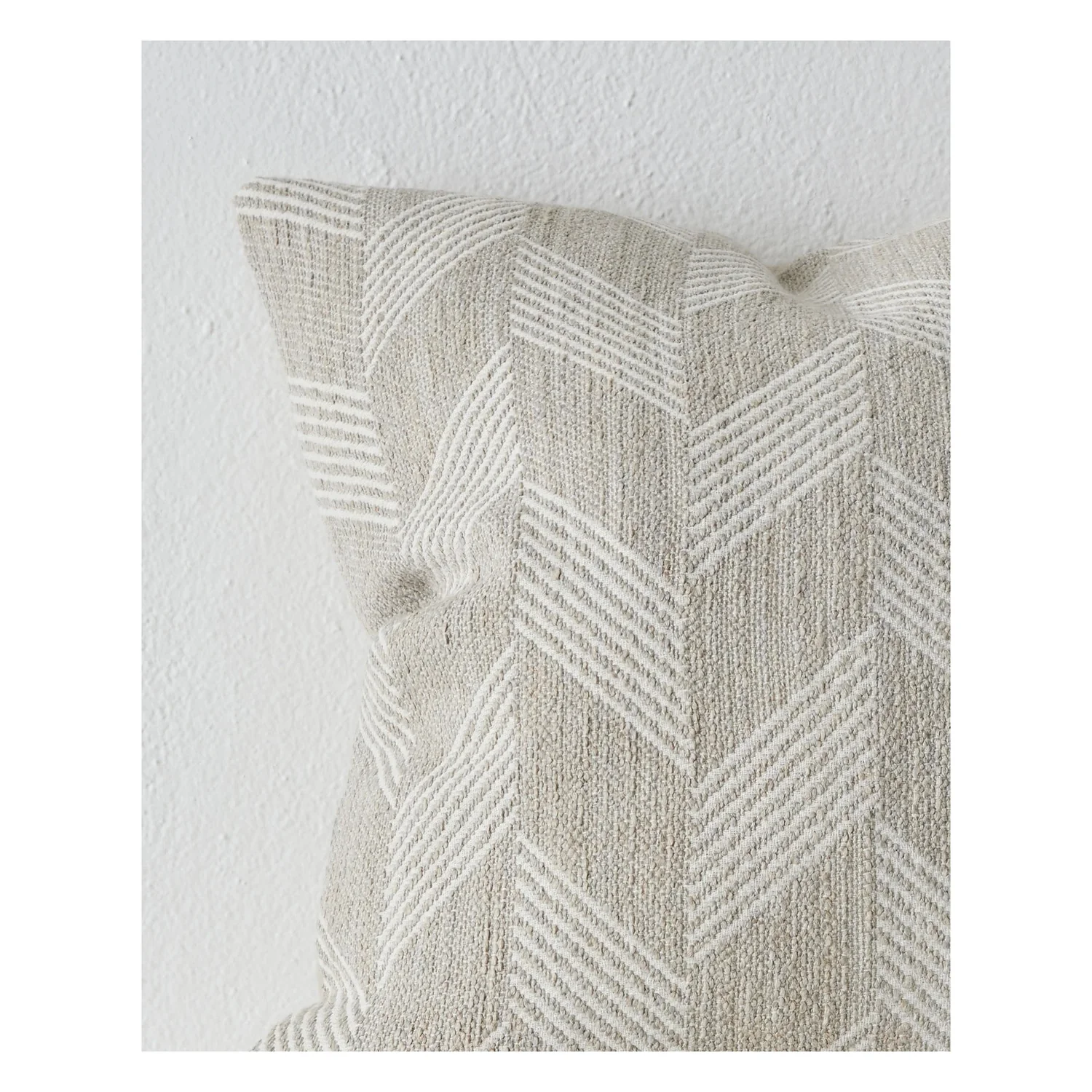 Riva Cushion - Image 3