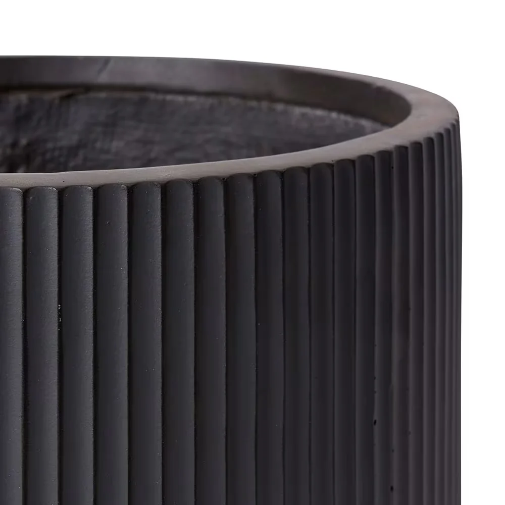 Taroin Fibrestone Planter - Image 6