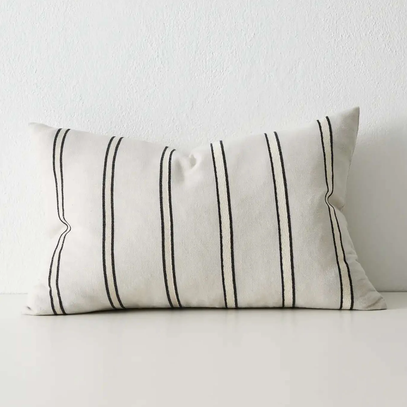 Vinnie Cushion - Image 2