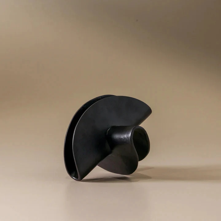 Zeyra Sculpture - Image 2